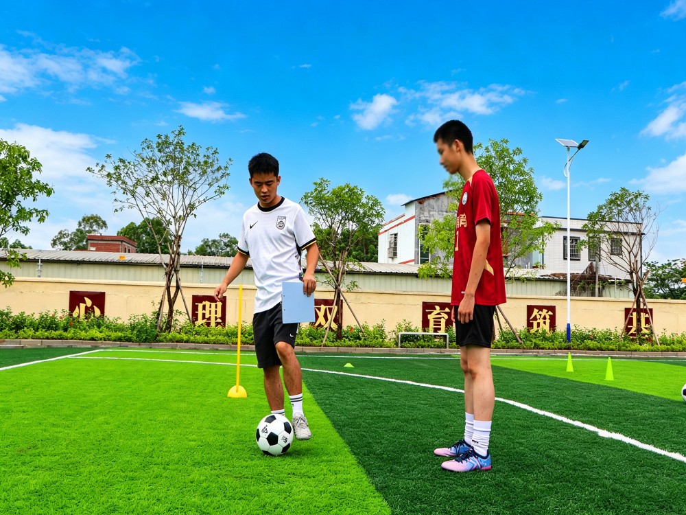 荆州叛逆期孩子全封闭教育学校怎么联系